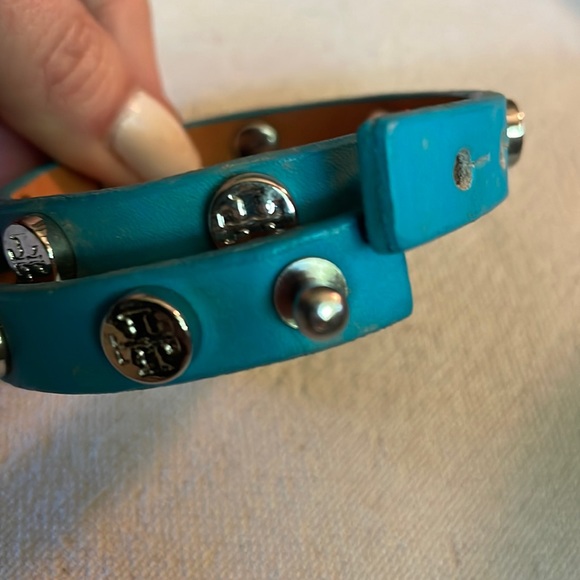 Tory Burch Turquoise Leather Double Wrap Bracelet NWOT - Picture 2 of 5
